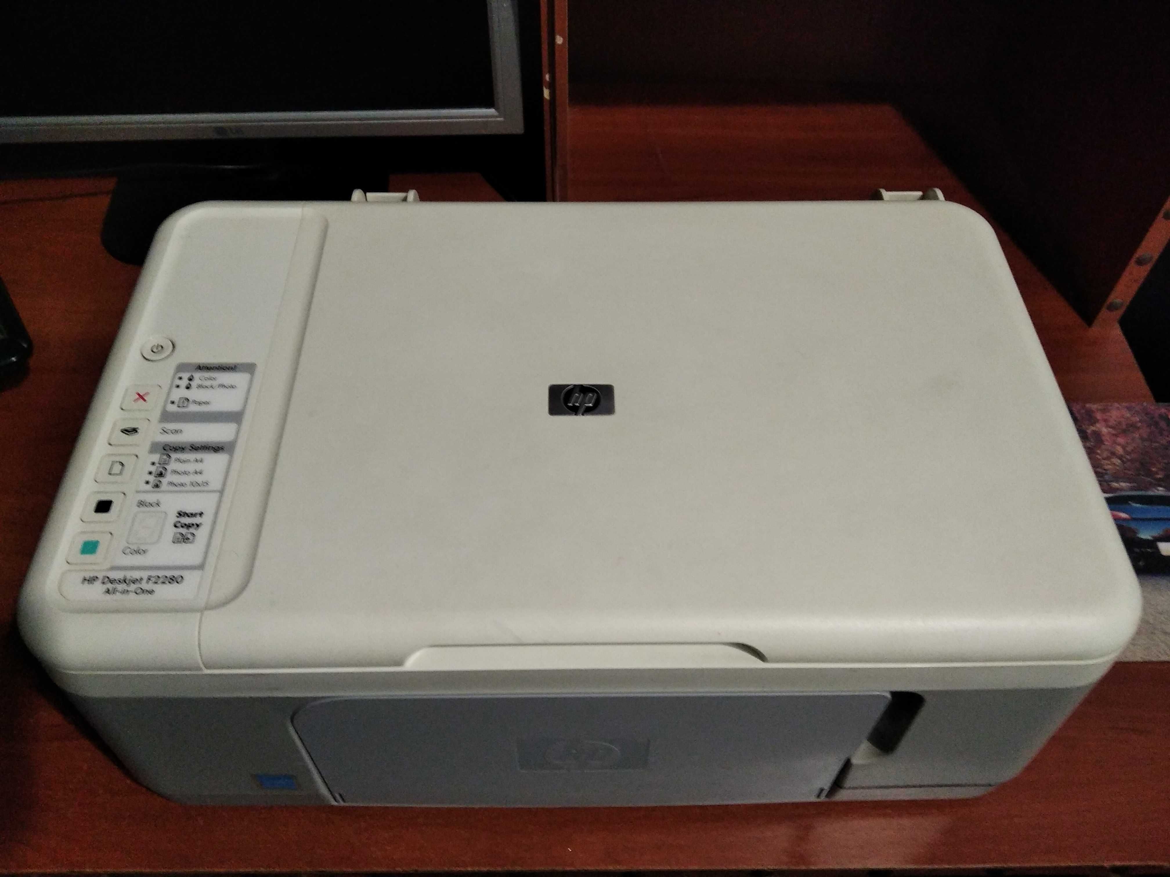 Принтер HP, кольоровий, робочий, без картриджів