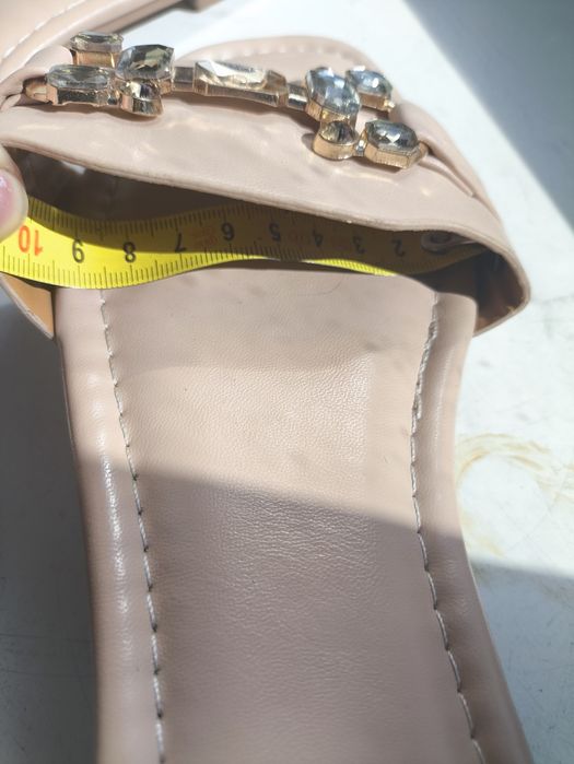 М'які зручні легкі шльопанці тапочки зі стразами 40 розмір