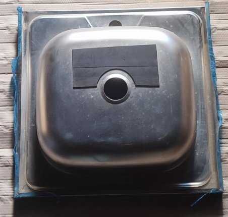 Мийка накладна 50х50