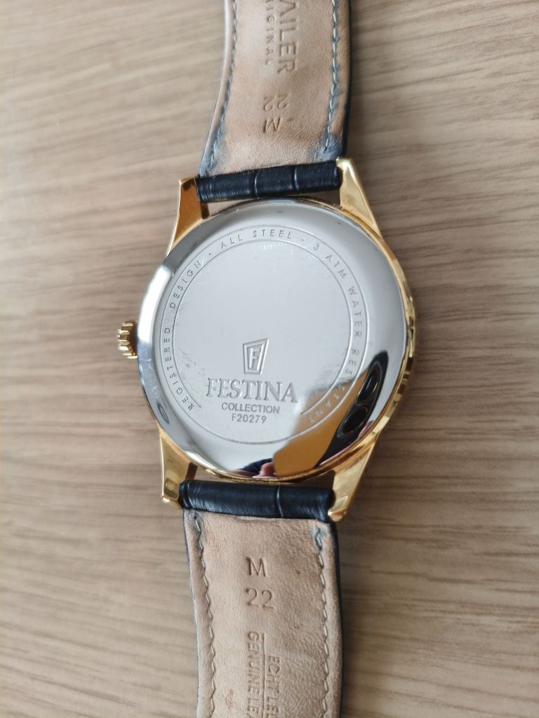 Годинник кварцевий Festina