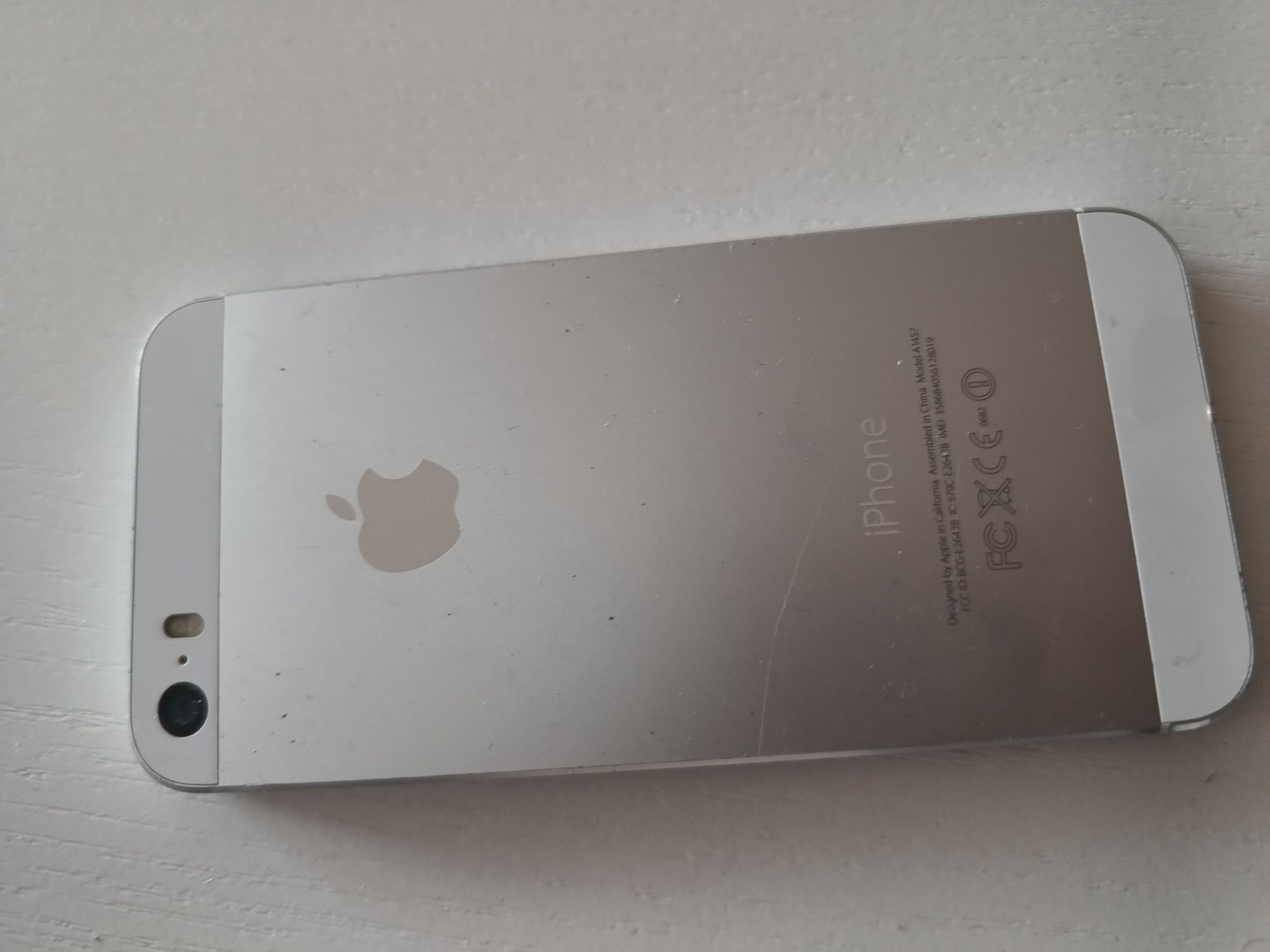 Apple iPhone 5s biały