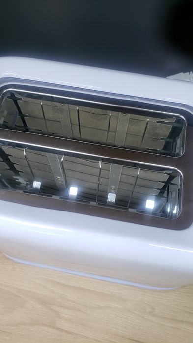 Продам тостер Grunhelm