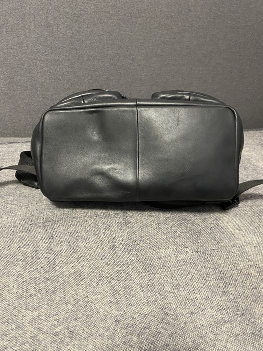 Шикарный кожаный рюкзав от Massimo Dutti