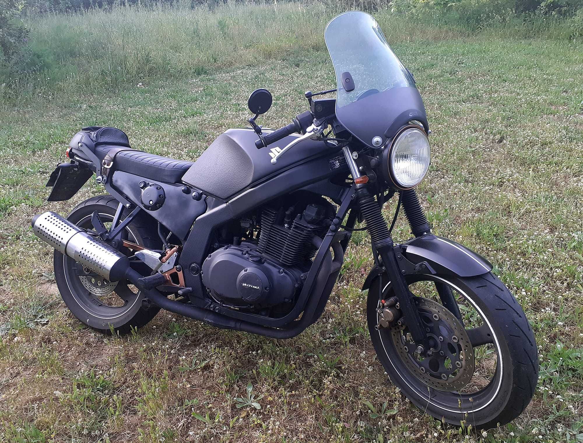 Suzuki GS500 em bom estado, 52 cv