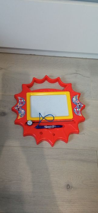 Tablica znikopis dla dziecka