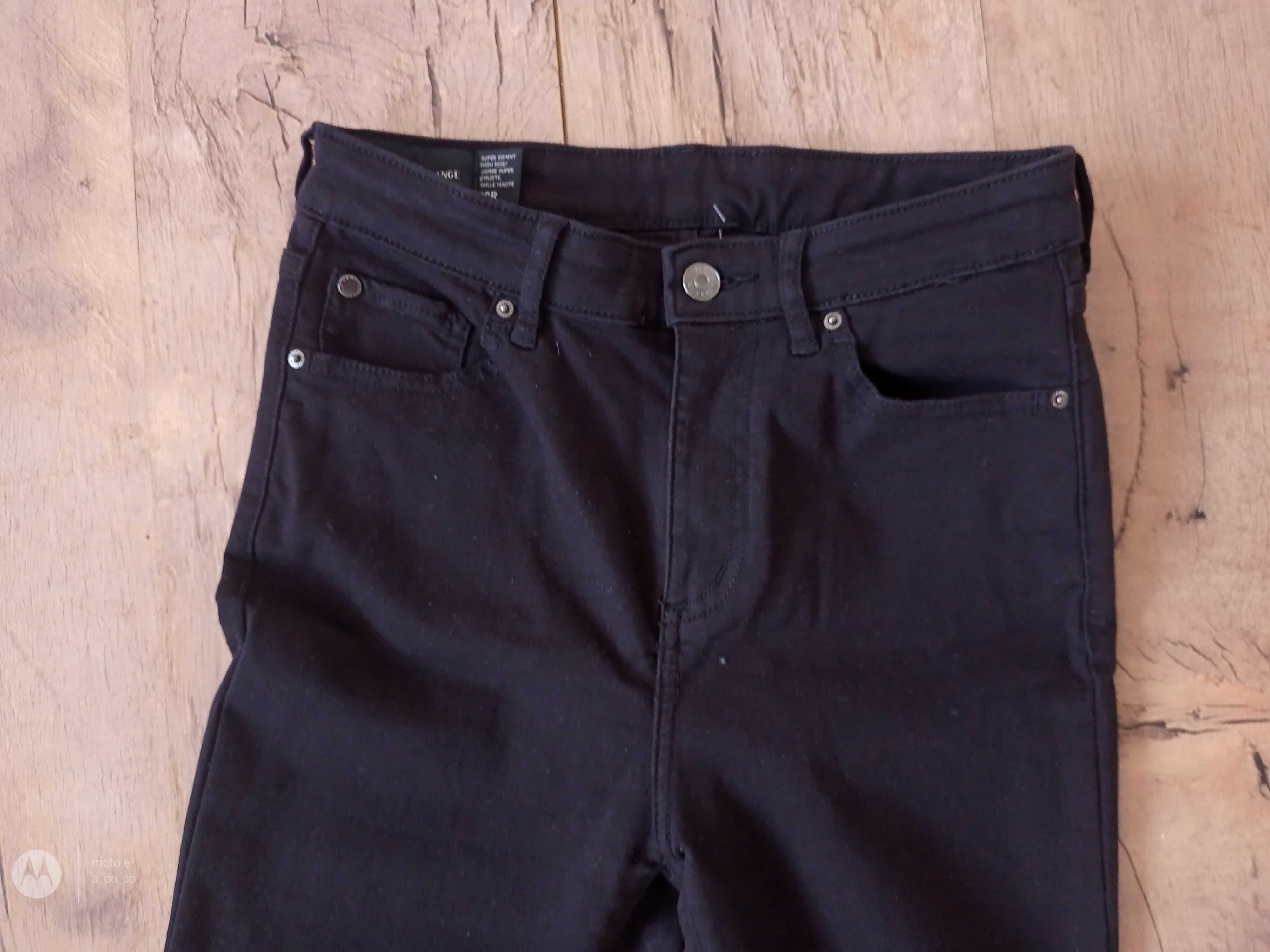 Czarne spodnie AX Emporio Armani 26 S nowe