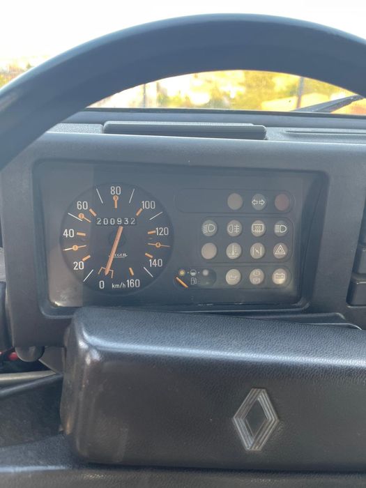 Vendo renault 4L 1982