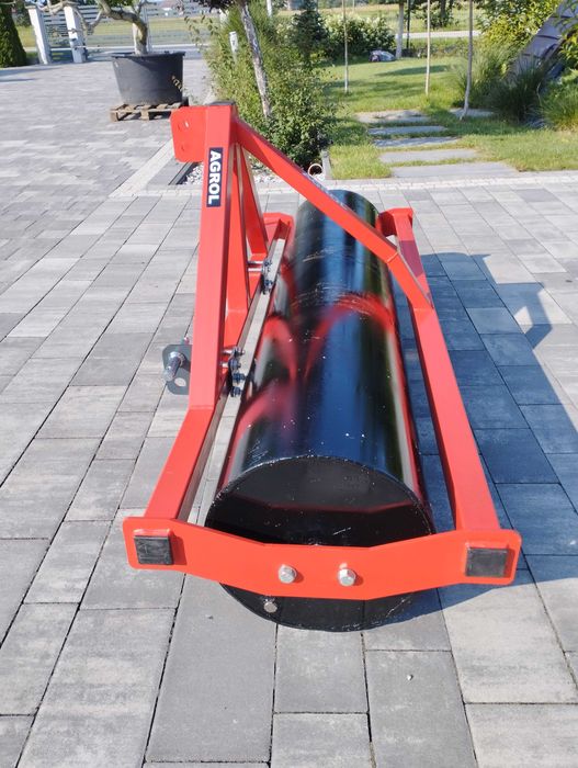 Nowy z gwarancją Walec zaczepiany  Gładki na TUZ 180cm Szybka wysyłka