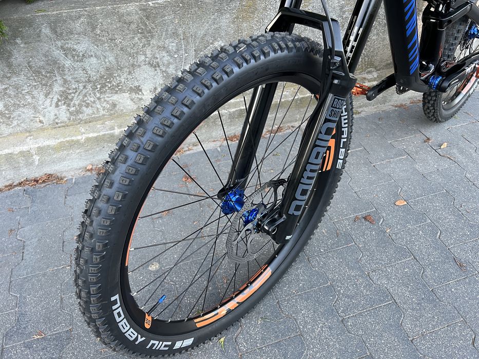 Canyon Torque CF8 2022 M 27.5” Carbon- Rower Enduro, Jibber