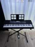 Keyboard Casio CT-X700 + statyw