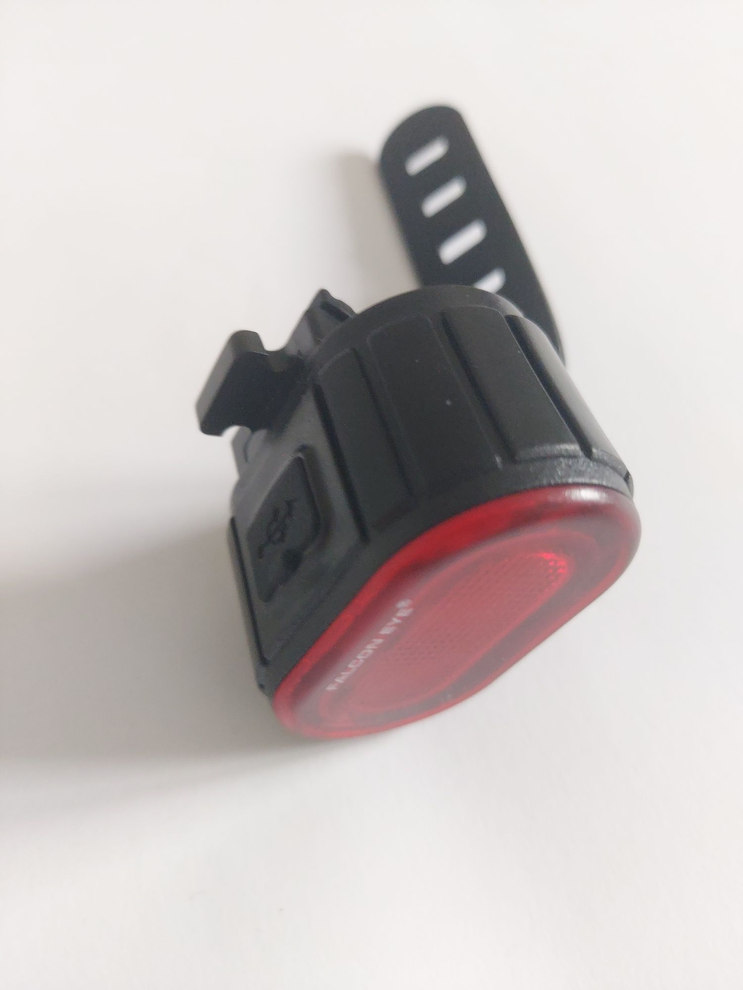 Oświetlenie rowerowe lampka tylna czerwona USB-C działanie do 20h bike