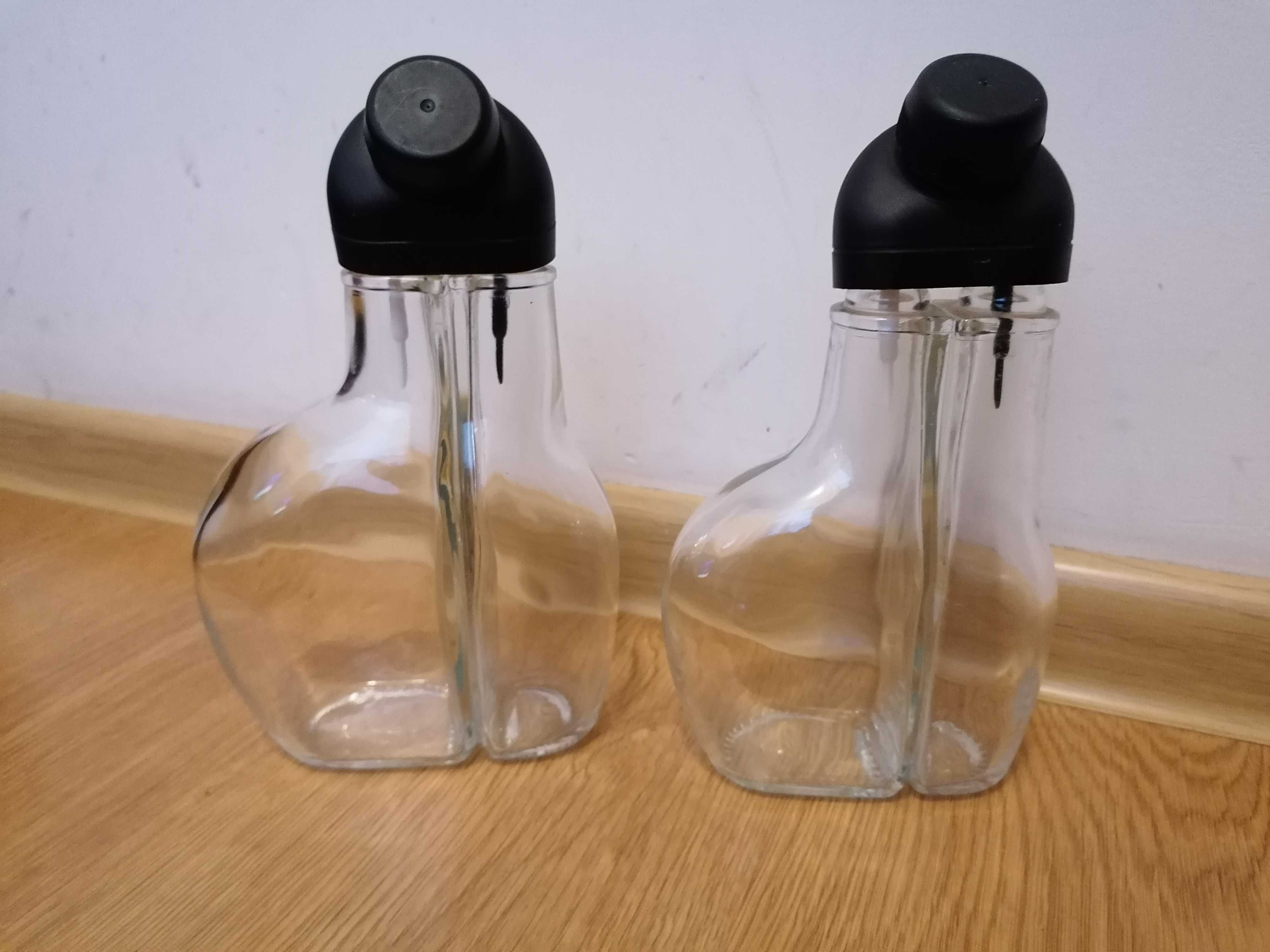 2 szklane butelki  (0,7 i 0,5l)