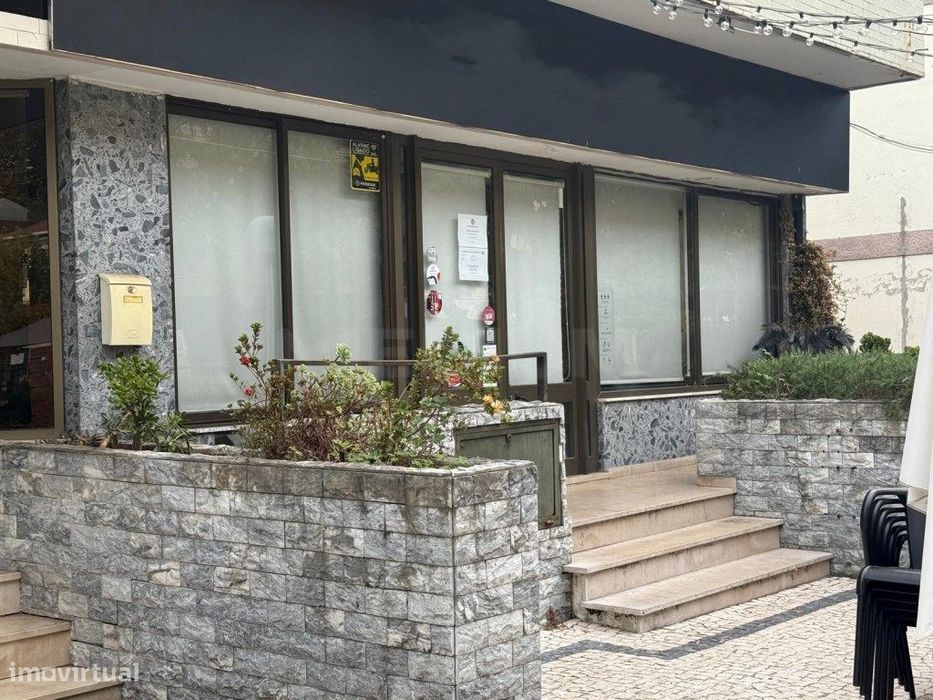 Loja no centro da cidade, destinada a comércio, com licença para re...