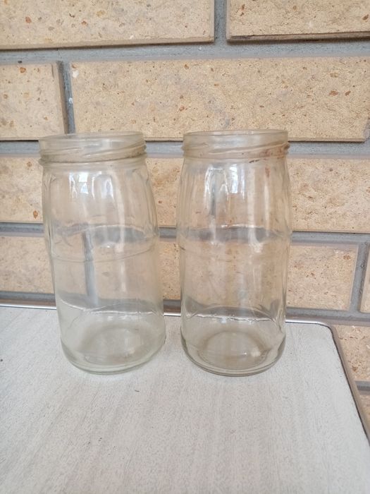 Продам бутыля 3л, банки твикс 0,5 до 1 литра