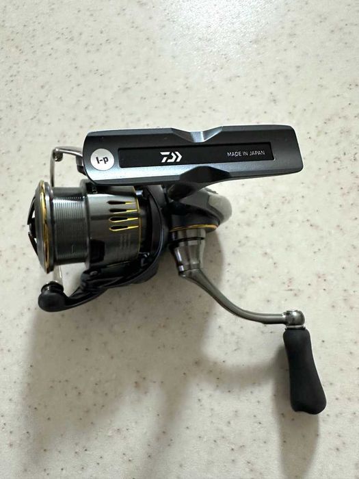 Котушка Daiwa 23 Airity LT-2000S-H