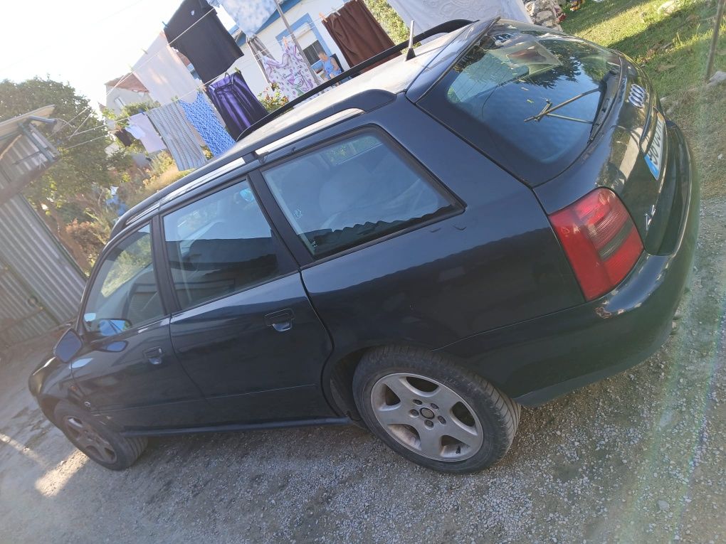 Audi A4  1900tdi 2500€ negociável