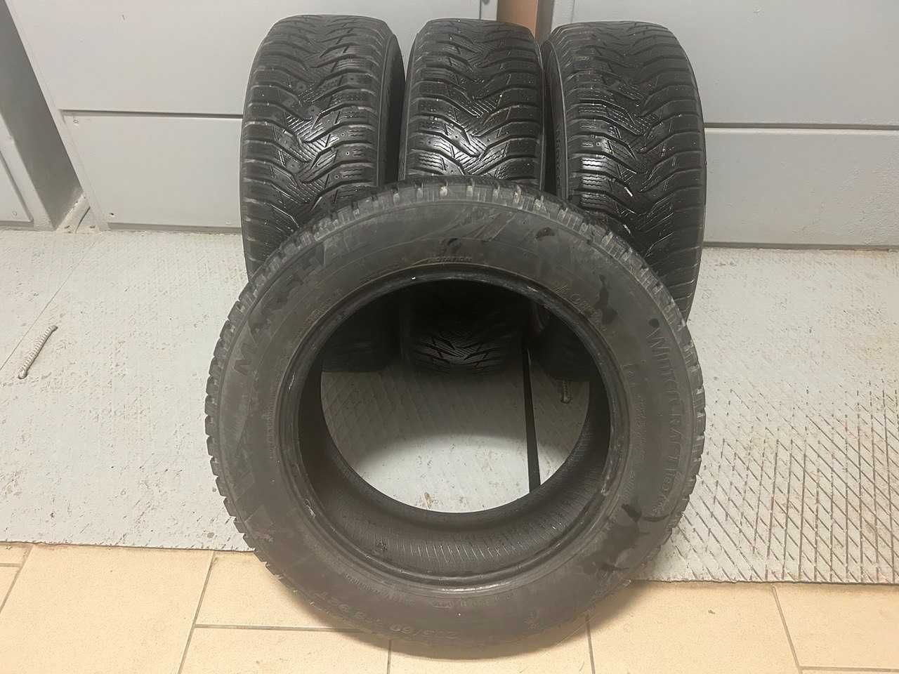 Гума зимова Marshal 205/60 R16 Комплект