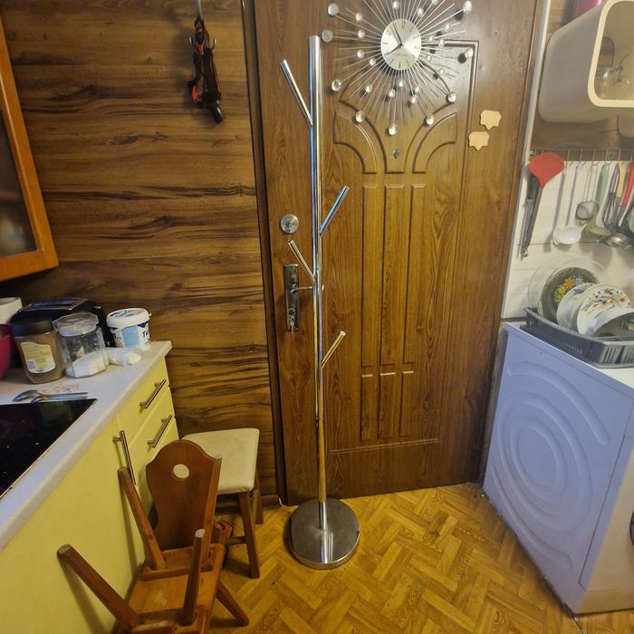 Wieszak podłogowy metalowy