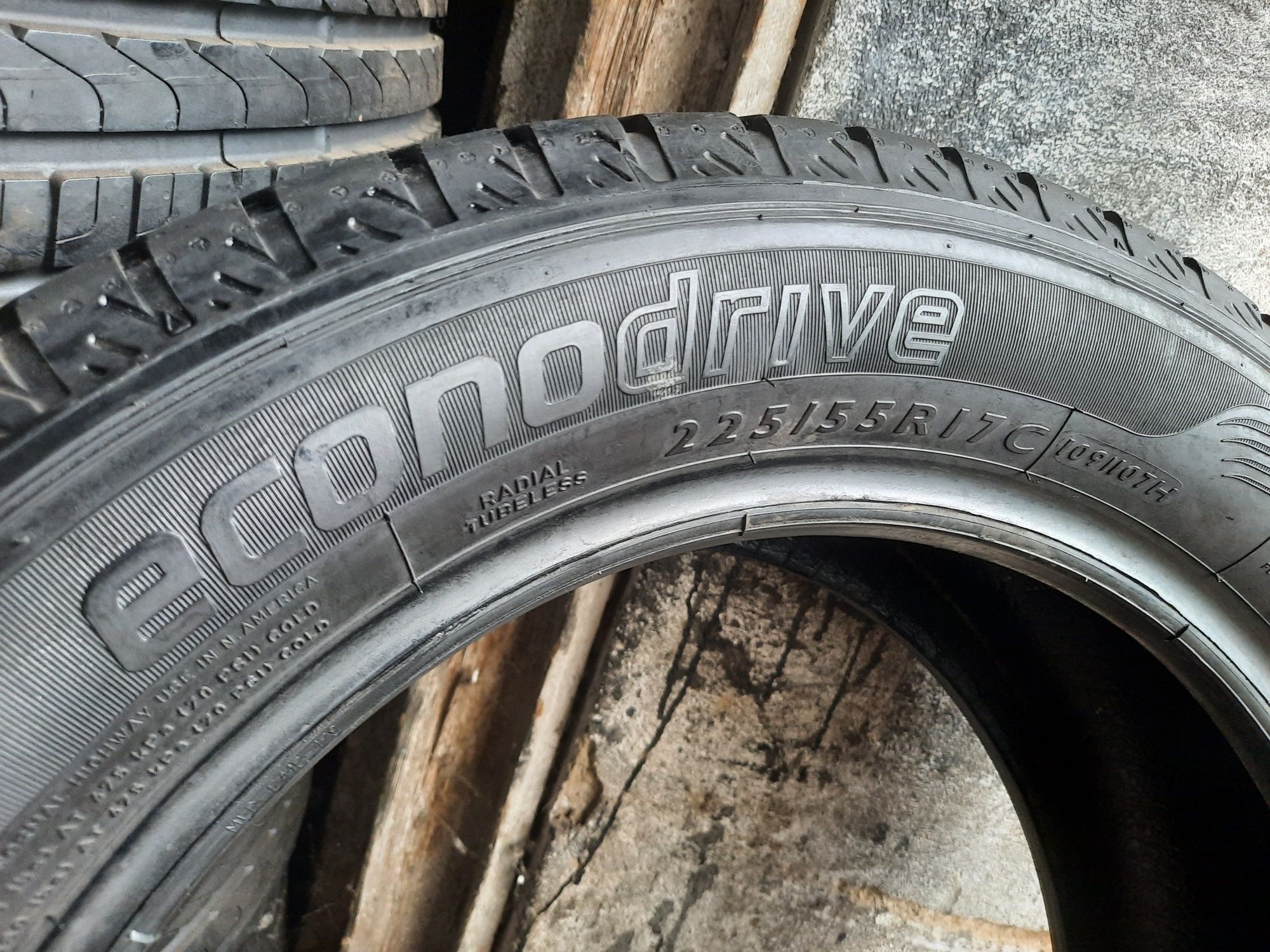 Літні шини 225/55 R17C Dunlop Econodrive 2шт. 95% 2022