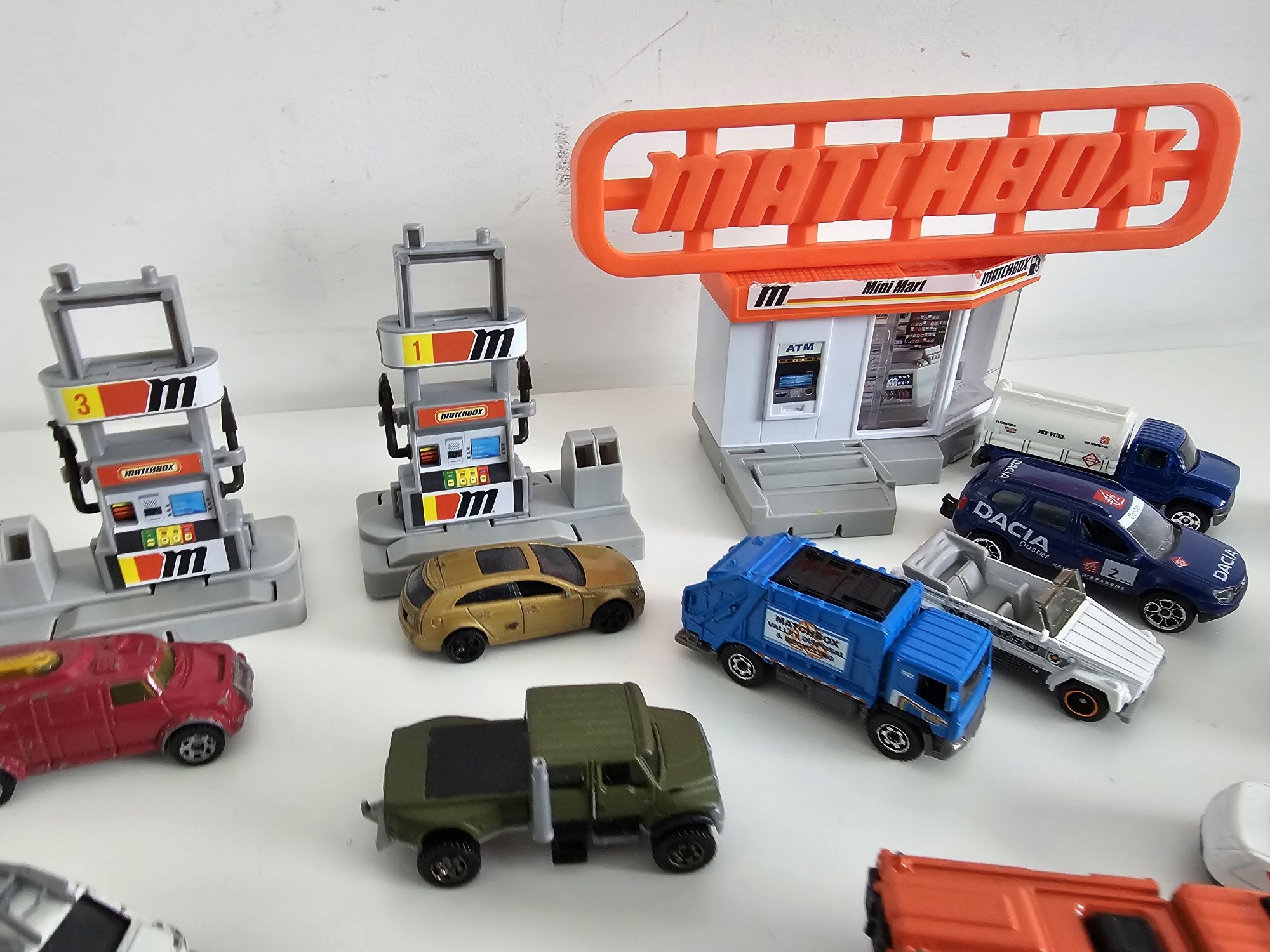 Matchbox zestaw autek cpn