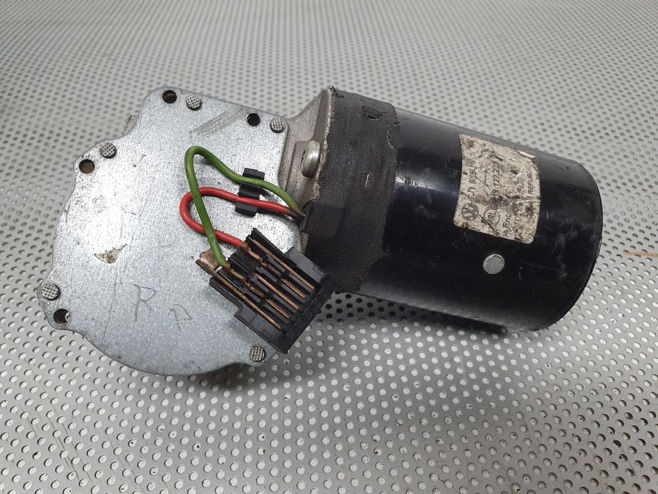 Motor limpa vidros frente VOLKSWAGEN Golf IV (1J1)