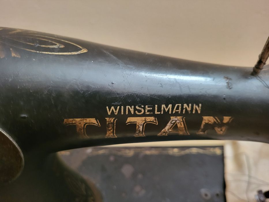 Zabytkowa maszyna do szycia Winselmann Titan