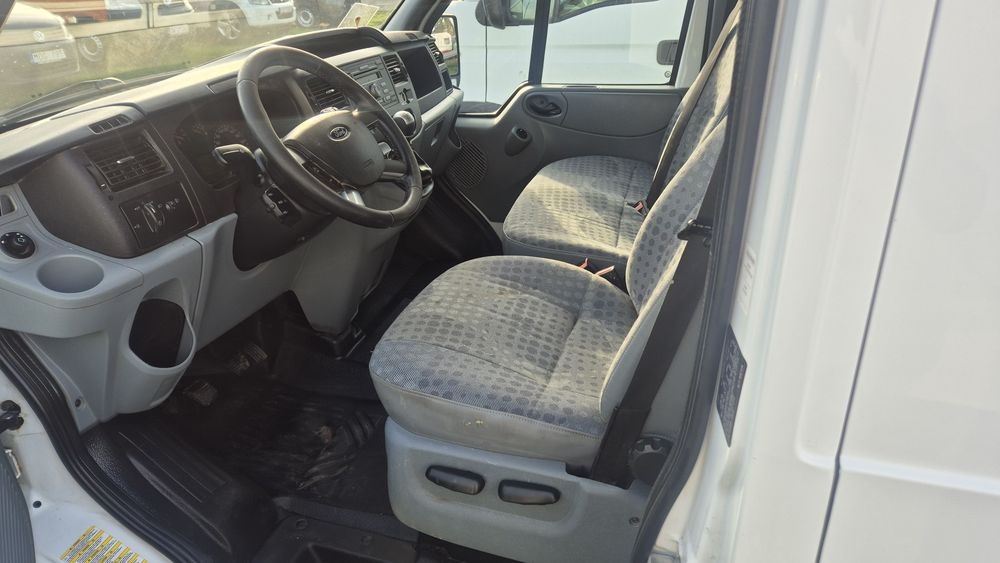 Ford Transit L2H2 r 2011 org przeb 133tys km