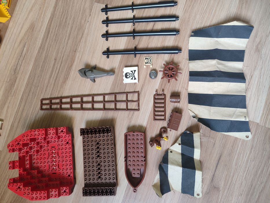 LEGO system 6286 pirates