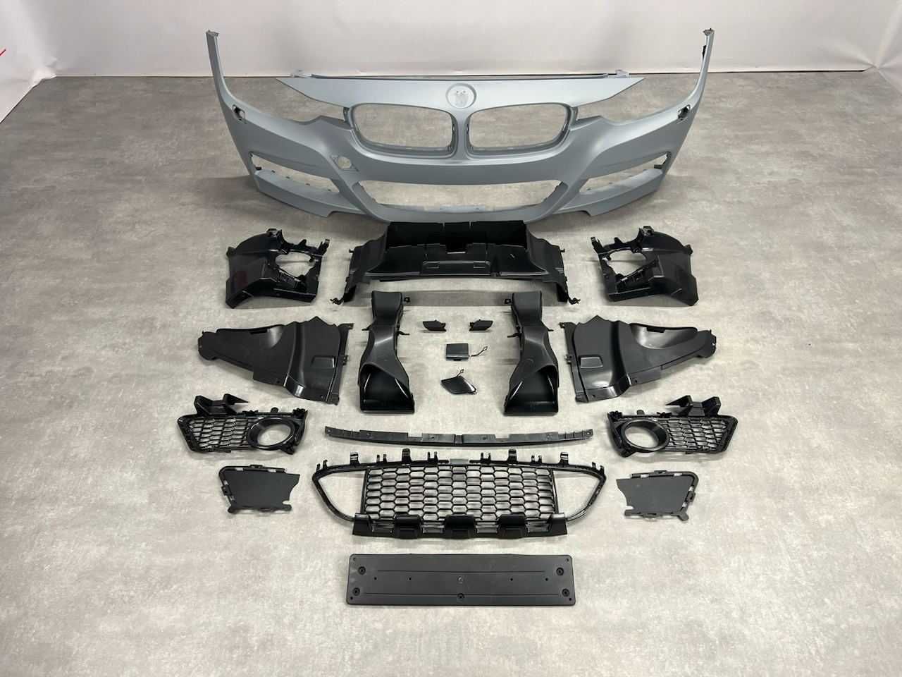 Передній бампер BMW 3 (F30/F31) M-paket