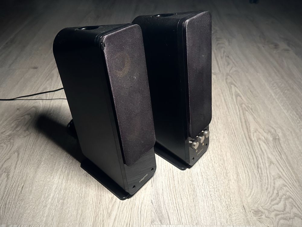 Colunas Creative Gigaworks T40