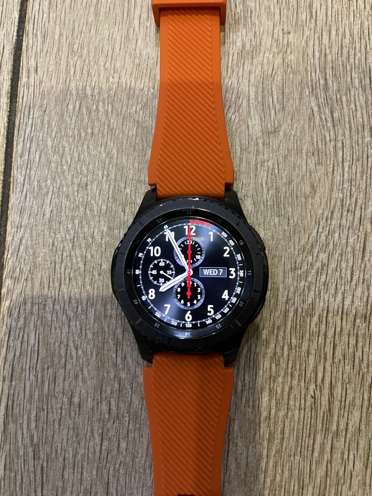 Смарт-годинник Samsung Gear S3 Frontier