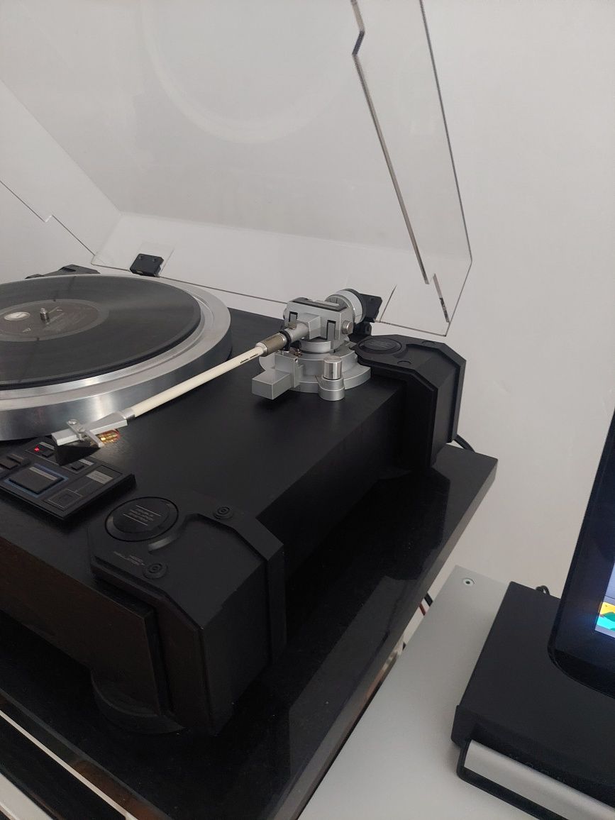 Gramofon pioneer PL-7L