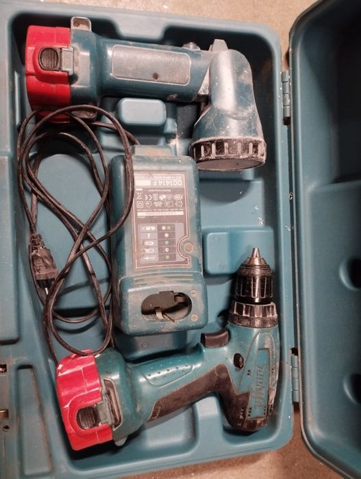 Wkrętaka Makita + latarka komplet zamiana na taczkę Wysyłka