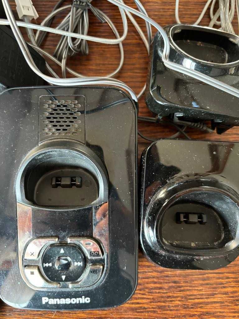 Zestaw telefonów  stacjonarnych Panasonic KX-TG8423