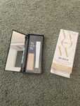 Color wow Root Cover up - jadny blond puder na odrosty 2107(2)