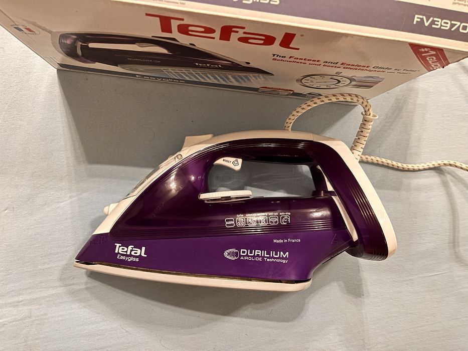 праска, утюг Tefal Easygliss.