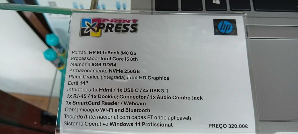 Vendo Portátil muito BOM como novo