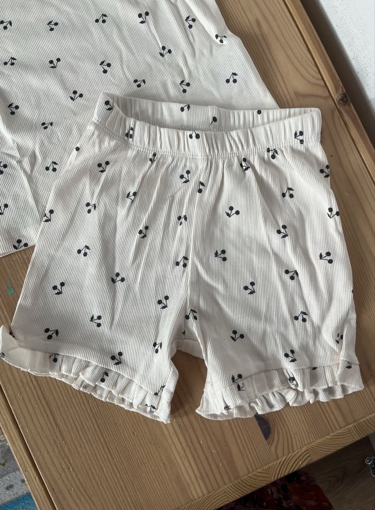 Nowy komplet lato rozmiar 92 H&M prążki wisieńki