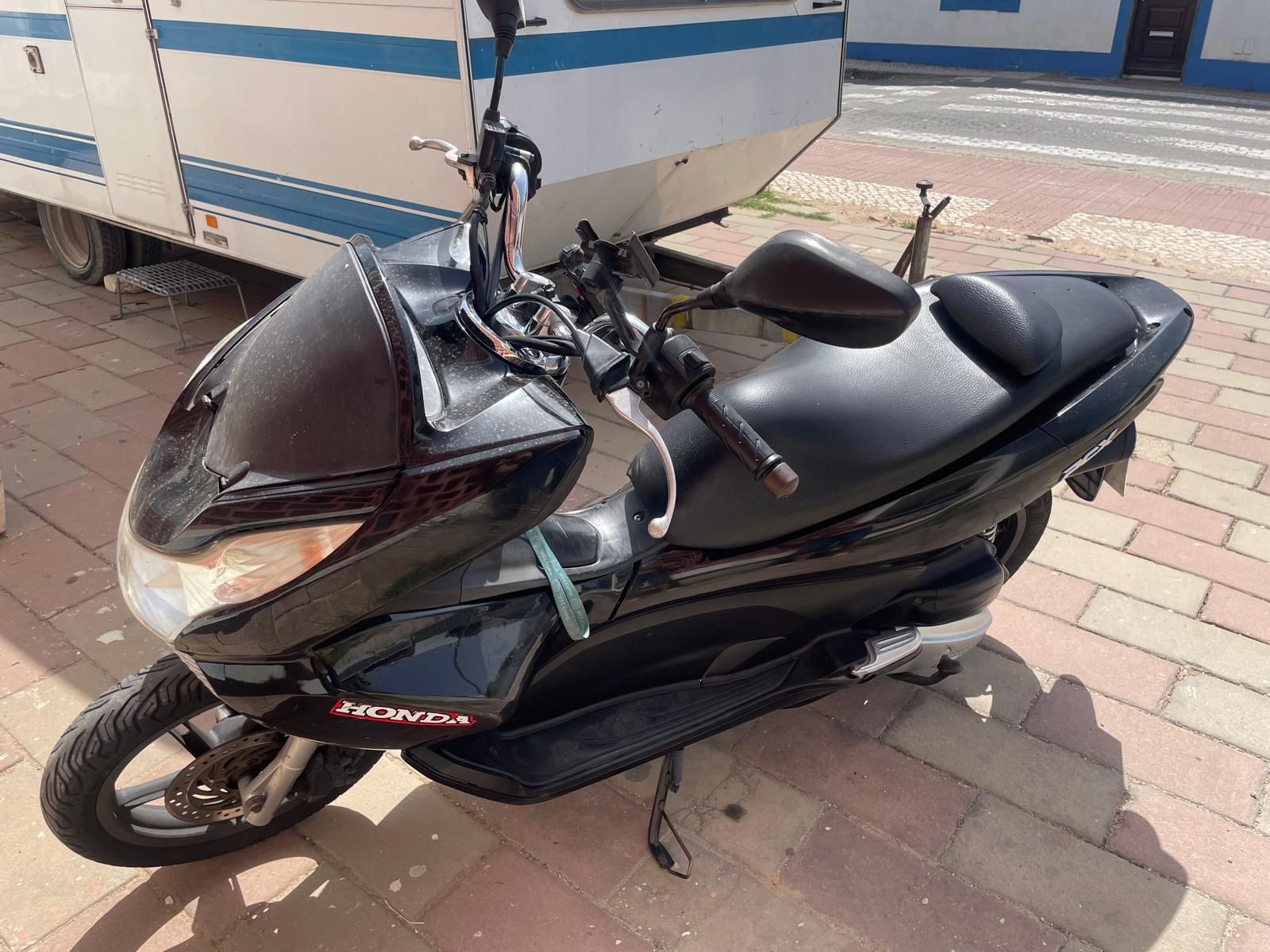 Vendo mota honda pcx