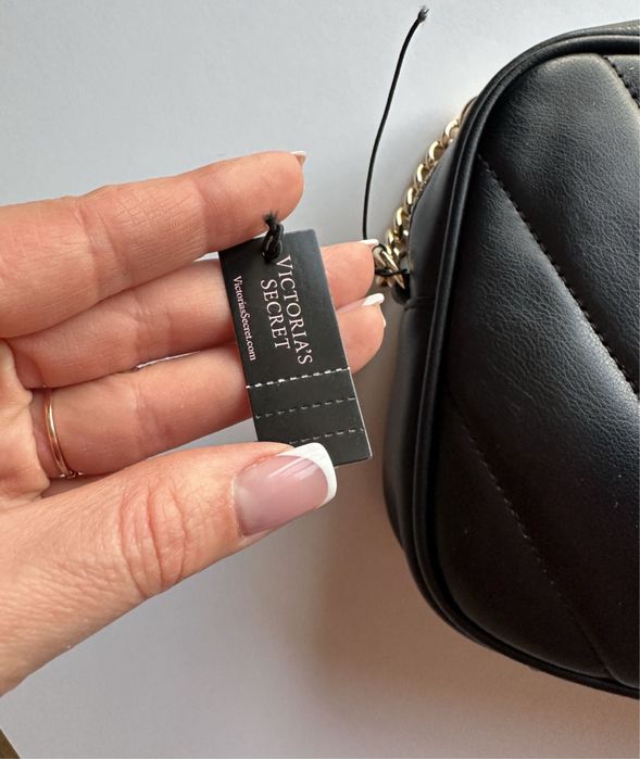 Жіноча сумка кросбоді через плече чорна victorias secret оригінал