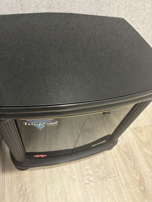 Продам тумбу під телевізор