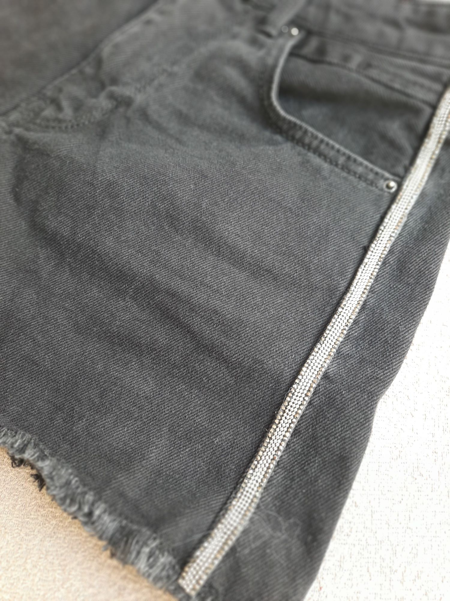 Nowe stradivarius XS 34 szorty wysoki stan spodenki dżety