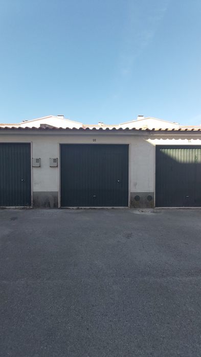 Aluguer garagem em Samora Correia