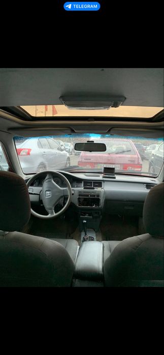 Honda Civic 5 на полном ходу каждый день.