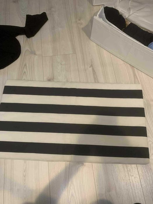 Mata z serii SMÅSTAD na skrzynię IKEA