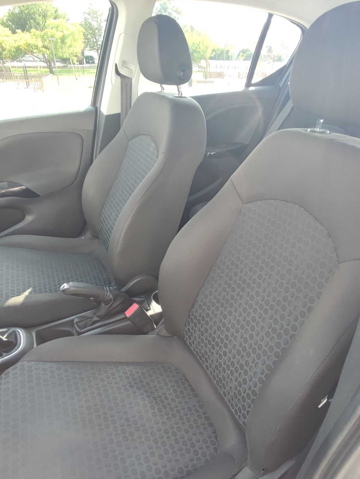 Opel Corsa 1.3 CDTi Enjoy | 2015 - Económico e Fiável