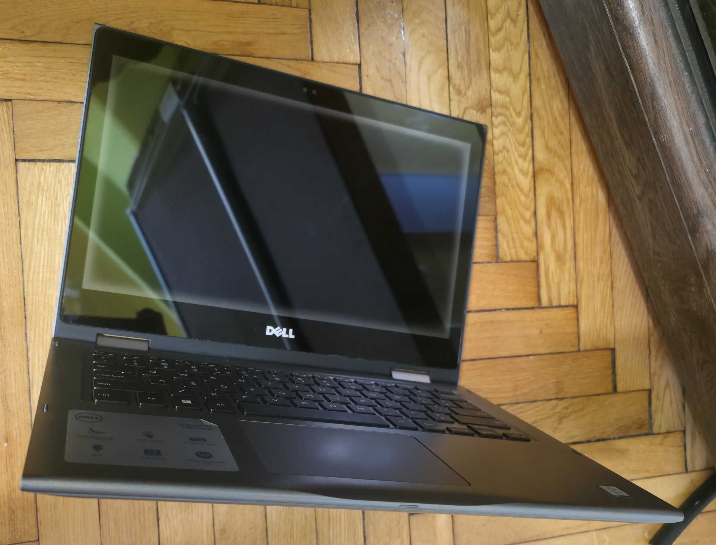 Dell Inspiron 5378 2-in-1 13.3", 8GB RAM, 256GB, i5-7200U 2.7Ghz