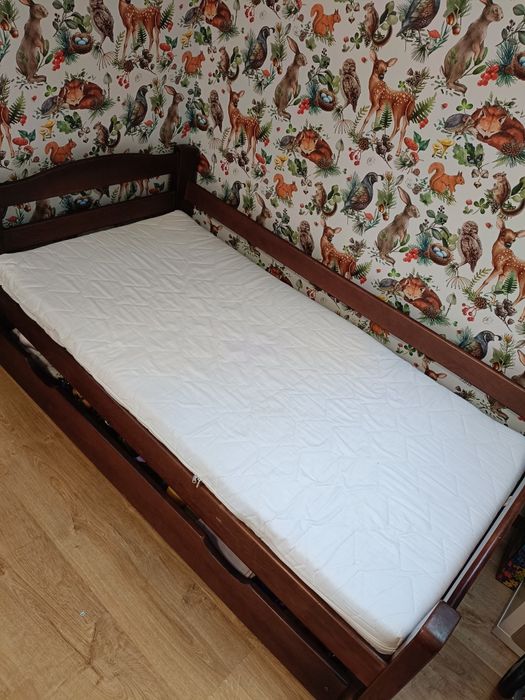 Łóżko dziecięce drewniane 80 x 160 z materacem piankowo lateksowym