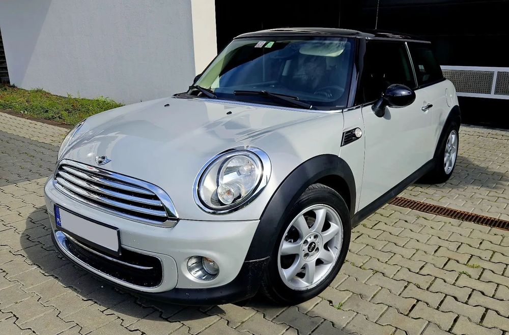 MINI Cooper Super Stan Zarejestrowany