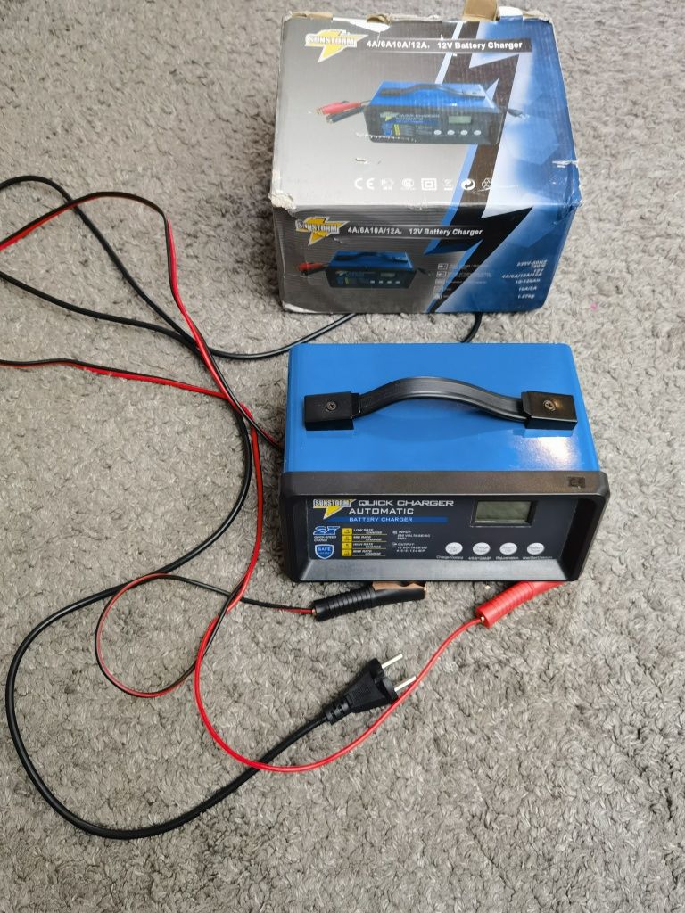 Ładowarka akumulatorowa, prostownik Sunstorm 12V